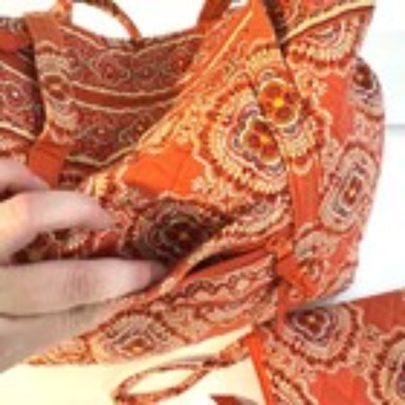 Vera Bradley Villager Tote & Wristlet Set Symphony in Hue Orange Floral Cotton - Picture 10 of 15